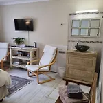 Barlinka Lane Selfcatering Flatlet , Somerset West